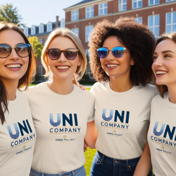 Textildruck Tshirts Das Bild zeigt Tshirts die mittels Textildruck bedruckt sind